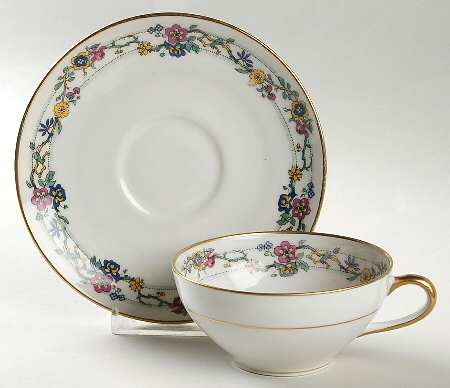 Korea Flat Cup & Saucer Set