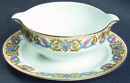 Madelon Gravy Boat with Attached Underplate