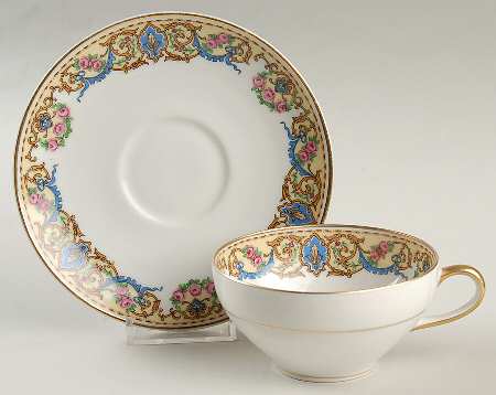 Madelon Flat Cup & Saucer Set