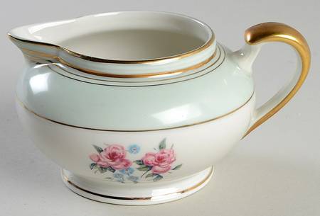 Ville Franche Creamer