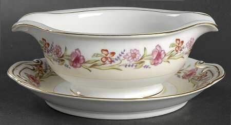 Garland Gravy Boat with Attached Underplate