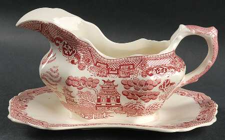 Willow Pink (Cream Background) Gravy Boat with Attached Underplate