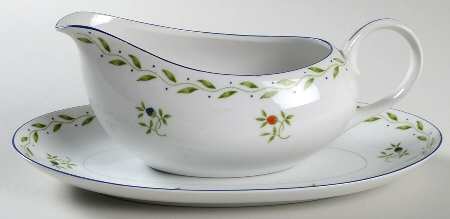 Juliette Gravy Boat & Underplate by Amcrest
