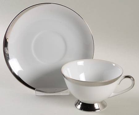 Lido Footed Cup & Saucer Set