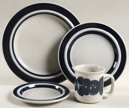 Anemone Blue 4 Piece Place Setting