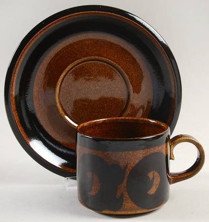 Soraya Flat Cup & Saucer Set