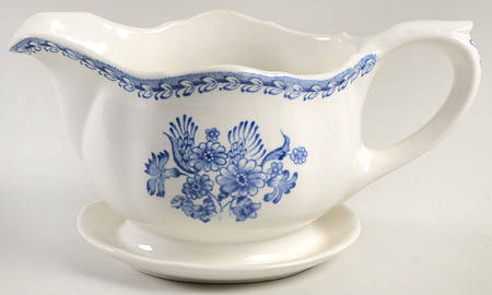 Finn Flower Blue (White Backgound) Gravy Boat with Attached Underplate