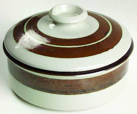 Karelia 1.75 Qt Round Covered Casserole