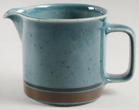 Meri Blue 16 Oz Pitcher