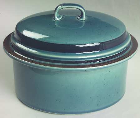 Meri Blue 2.25 Qt Round Covered Casserole