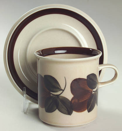 Ruija Troubadour Flat Cup & Saucer Set