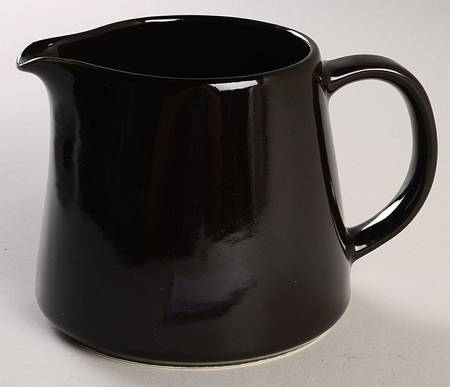 Teema Black 16 Oz Pitcher