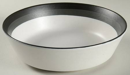 Black Foot 9" Round Vegetable Bowl