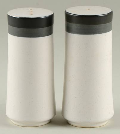 Black Foot Salt & Pepper Set