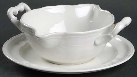 Alhambra Gravy Boat & Underplate