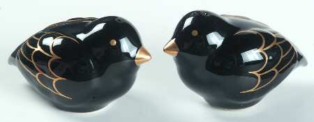 Victoria's Garden Salt & Pepper Set