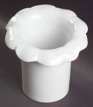 Arzberg White (Shape 1382) 4" Vase