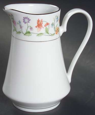 Eternal Love (Platinum Trim) Creamer