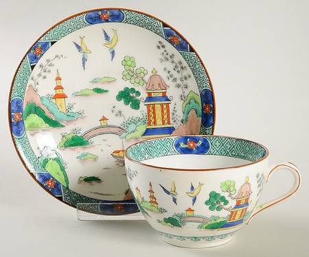 1242 Flat Cup & Saucer Set
