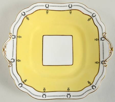 3138 Square Handled Cake Plate