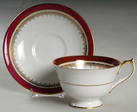 Ambassador Maroone Footed Cup & Saucer Set