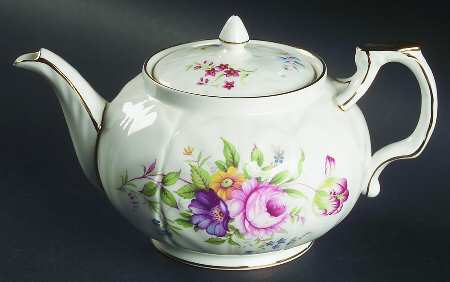 Aynsley Spray Mini Teapot & Lid