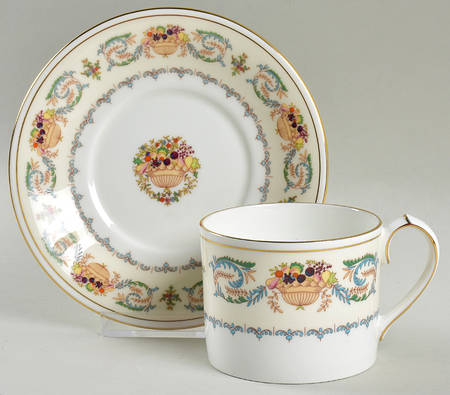 Banquet Flat Cup & Saucer Set