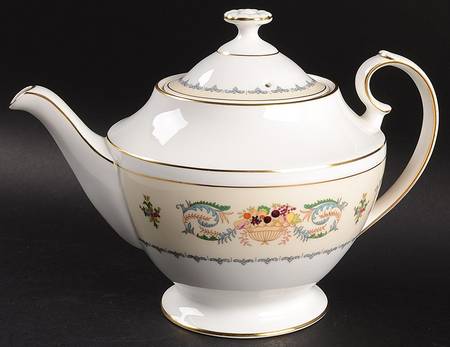 Banquet Teapot & Lid