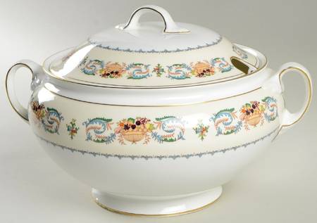 Banquet Tureen &  Lid
