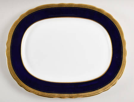 Buckingham (Scalloped) 17" Oval Serving Platter