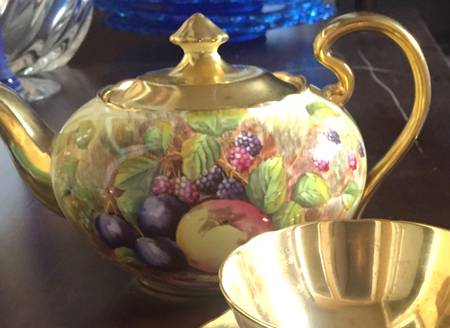 C746 Teapot & Lid