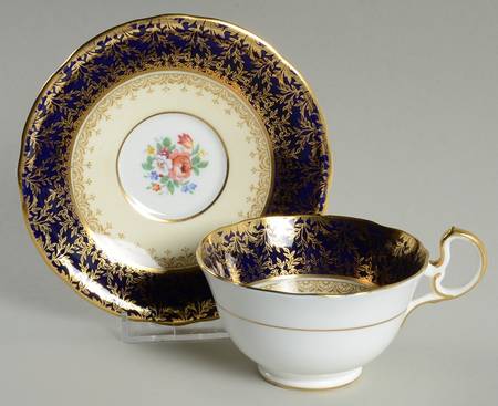 Cardiff Footed Cup & Saucer Set