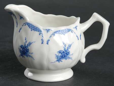 Delphine (New, No Trim) Creamer