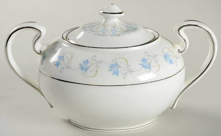 Dianne (Smooth Edge) Sugar Bowl & Lid