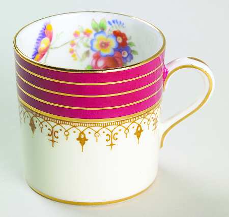 Dorchester Maroon (Floral Cneter) Flat Demitasse Cup