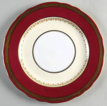Durham Maroon (Scalloped, Gold Encrusted) Luncheon Plate