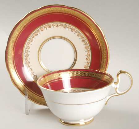 Durham Maroon (Scalloped, Gold Encrusted) Footed Cup & Saucer Set