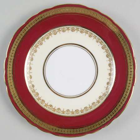 Durham Maroon (Scalloped, Gold Encrusted) Bread & Butter Plate