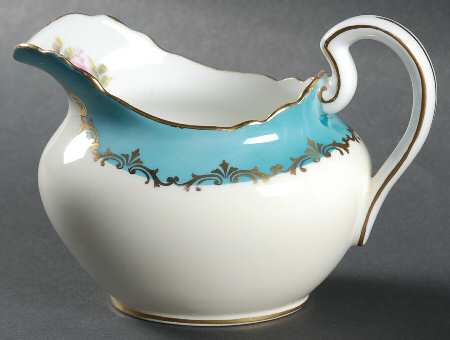 Eastbourne (Floral, Scalloped) Creamer