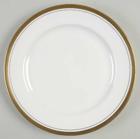 Elizabeth (Smooth) Luncheon Plate