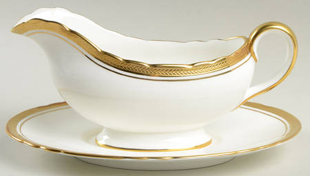 Elizabeth (Scalloped, Pin Line) Gravy Boat & Underplate