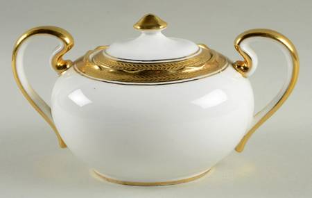 Elizabeth (Scalloped, Pin Line) Sugar Bowl & Lid