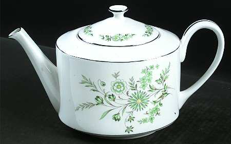 Emerald Isle Teapot & Lid