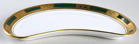 Empress Laurel Crescent Salad Plate