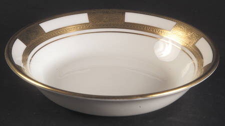 Empress White (Gold Encrusted, Smooth Or Scalloped) Fruit/Dessert (Sauce) Bowl