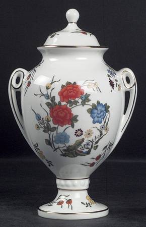 Famille Rose 7" Urn with Lid