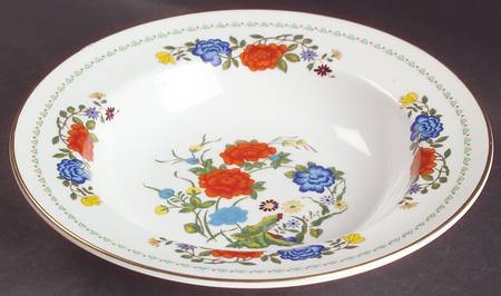 Famille Rose Rim Soup Bowl