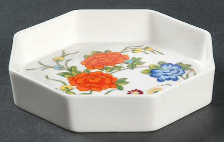 Famille Rose Small Butter Dish