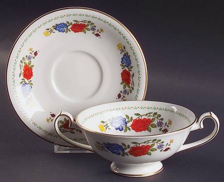 Famille Rose Footed Cream Soup Bowl & Saucer Set