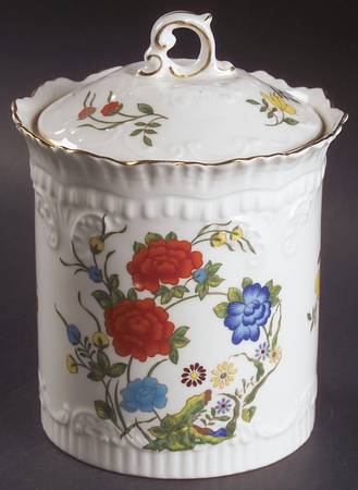 Famille Rose Biscuit Barrel & Lid